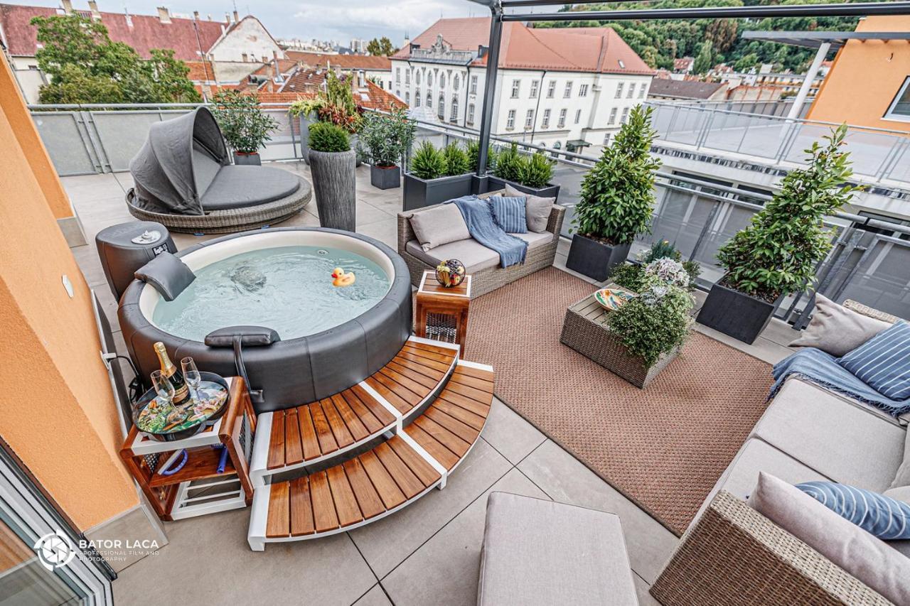 Buekk Penthouse, Panorama Jacuzzival Apartment Miskolc Exterior photo